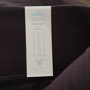 Livi Active yoga pants